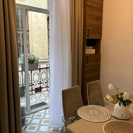 Fiesta On Franka 2br-6p 아파트 리비프