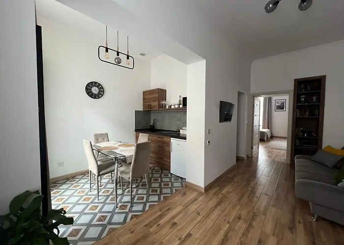 Fiesta On Franka 2br-6p