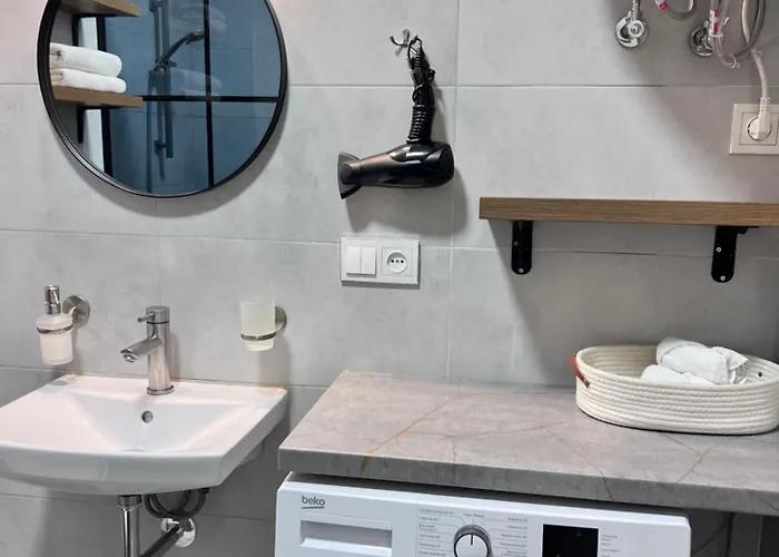 Apartament Fiesta On Franka 2br-6p Lwów